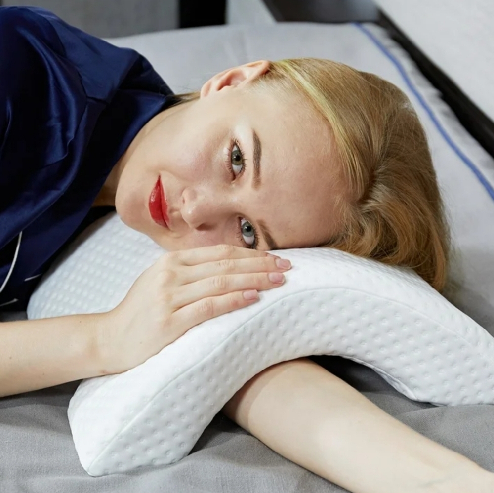 Ufist White Ergonomic Cervical Neck Pillow.